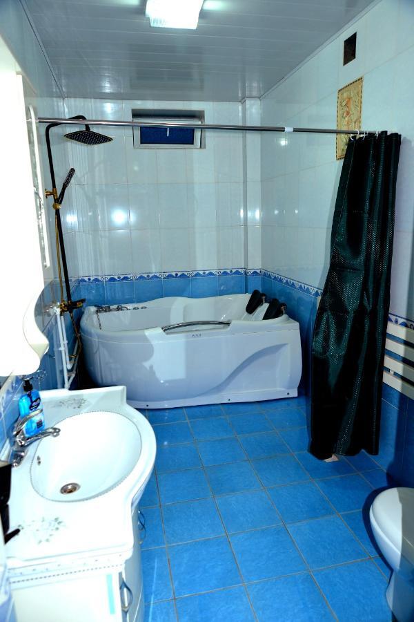 Astoria B&B ออช ภายนอก รูปภาพ